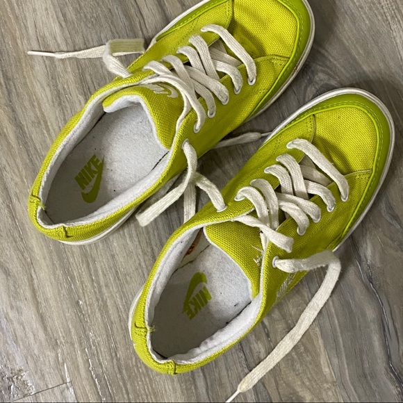 ✨SOLD✨Vintage Nike Sneakers 🎾🎾 - Picture 14 of 16